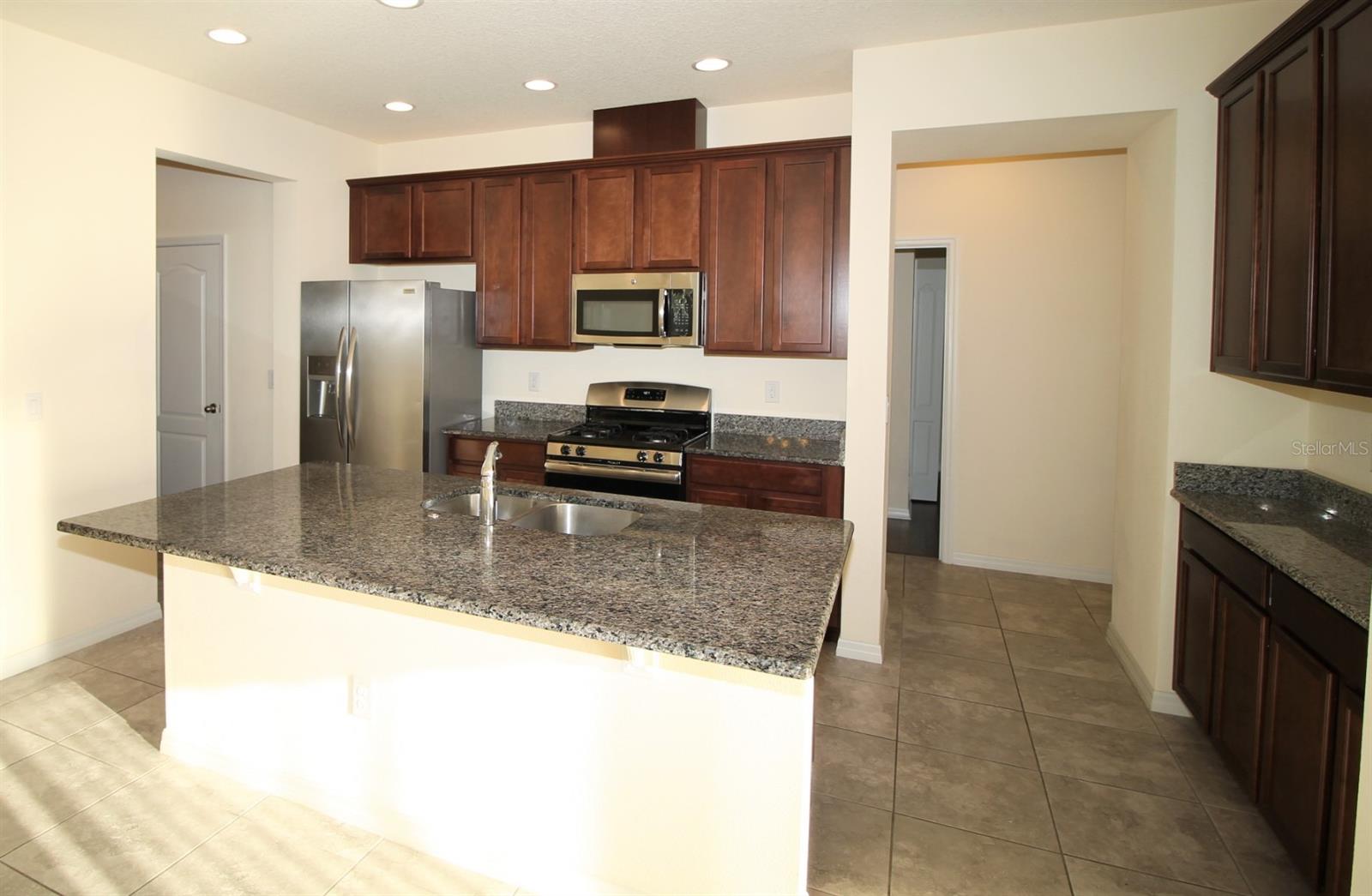 1050 Nathan Ridge Rd Property Photo 5