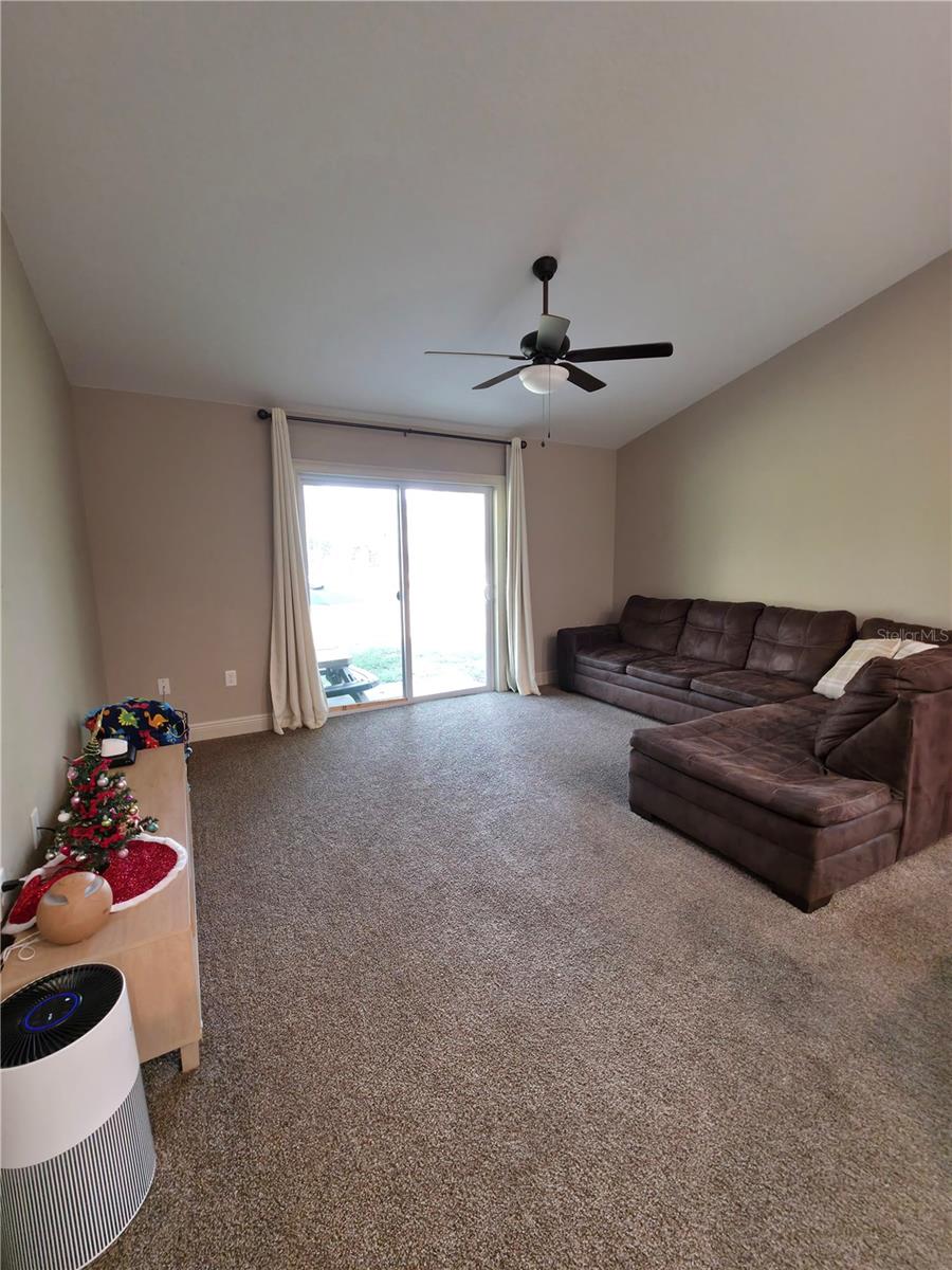 2825 Se 140th Pl Property Photo 16