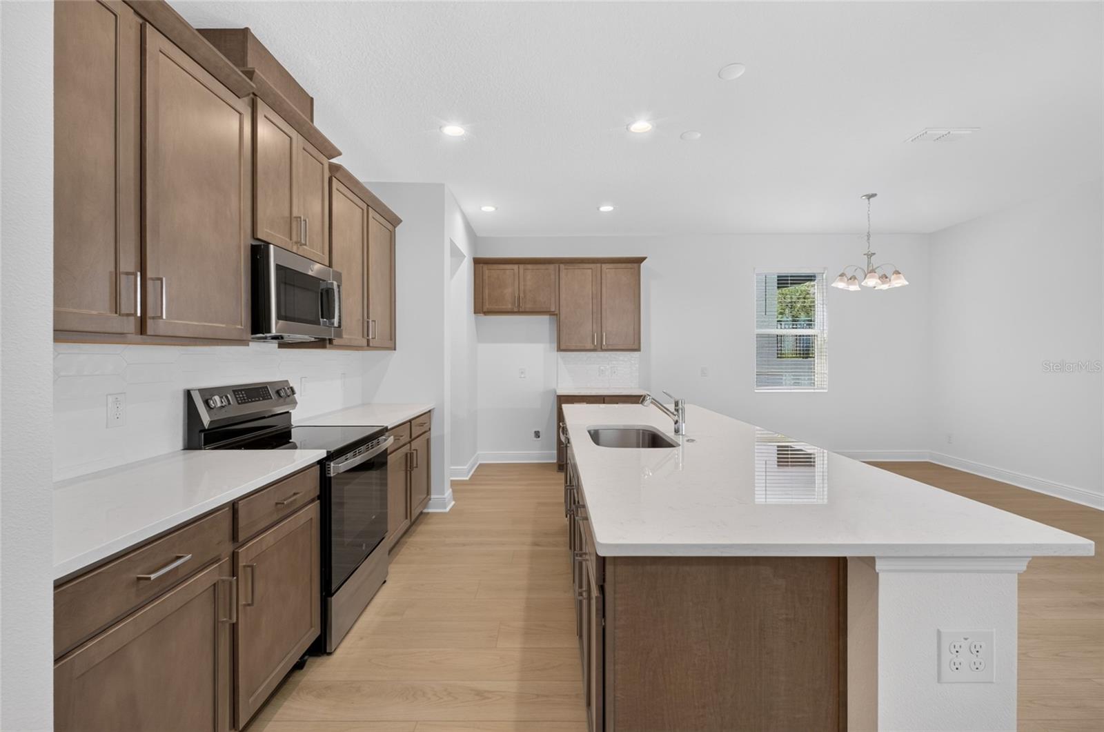 7501 Catania Loop Property Photo 8