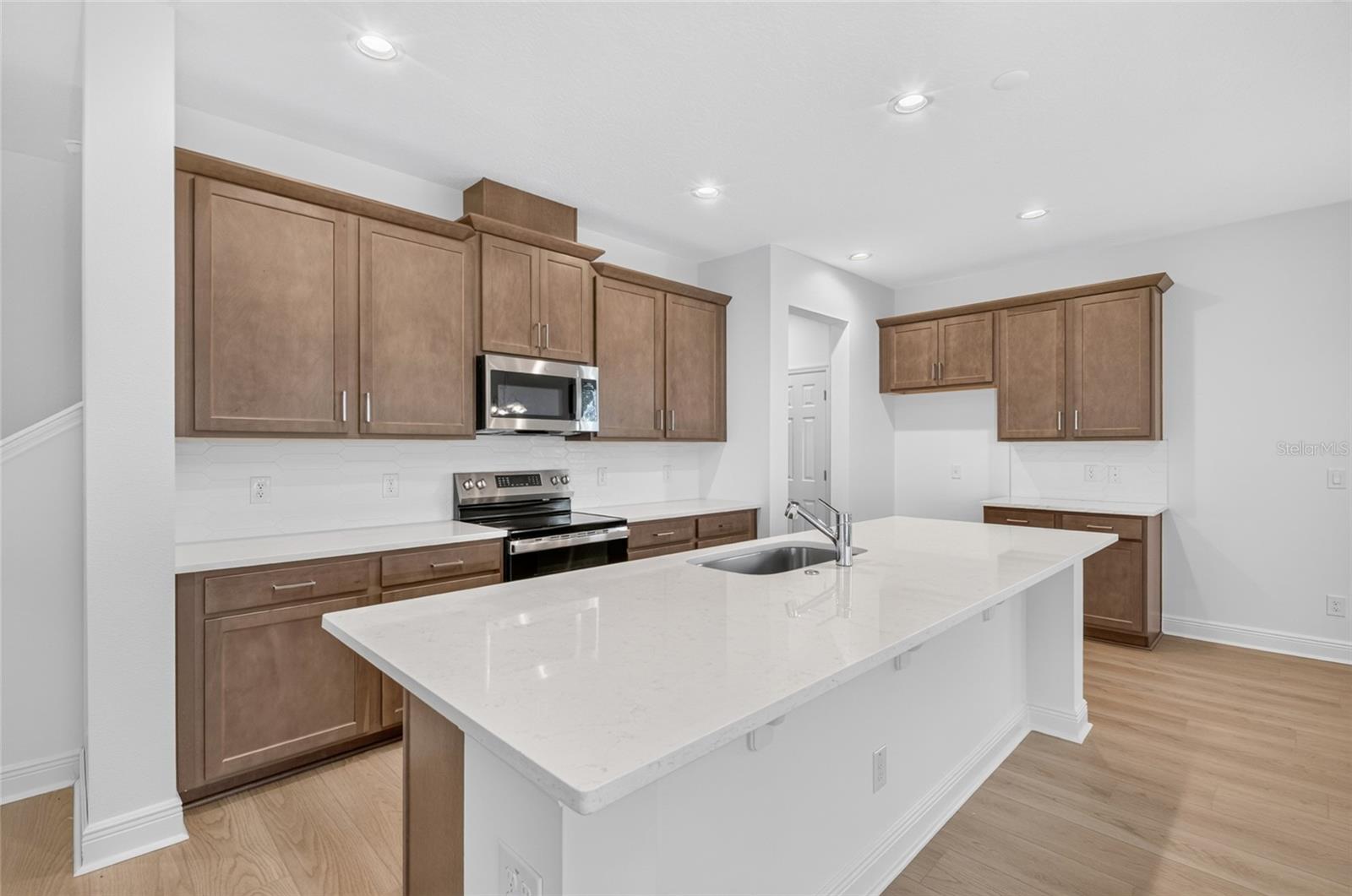 7501 Catania Loop Property Photo 9