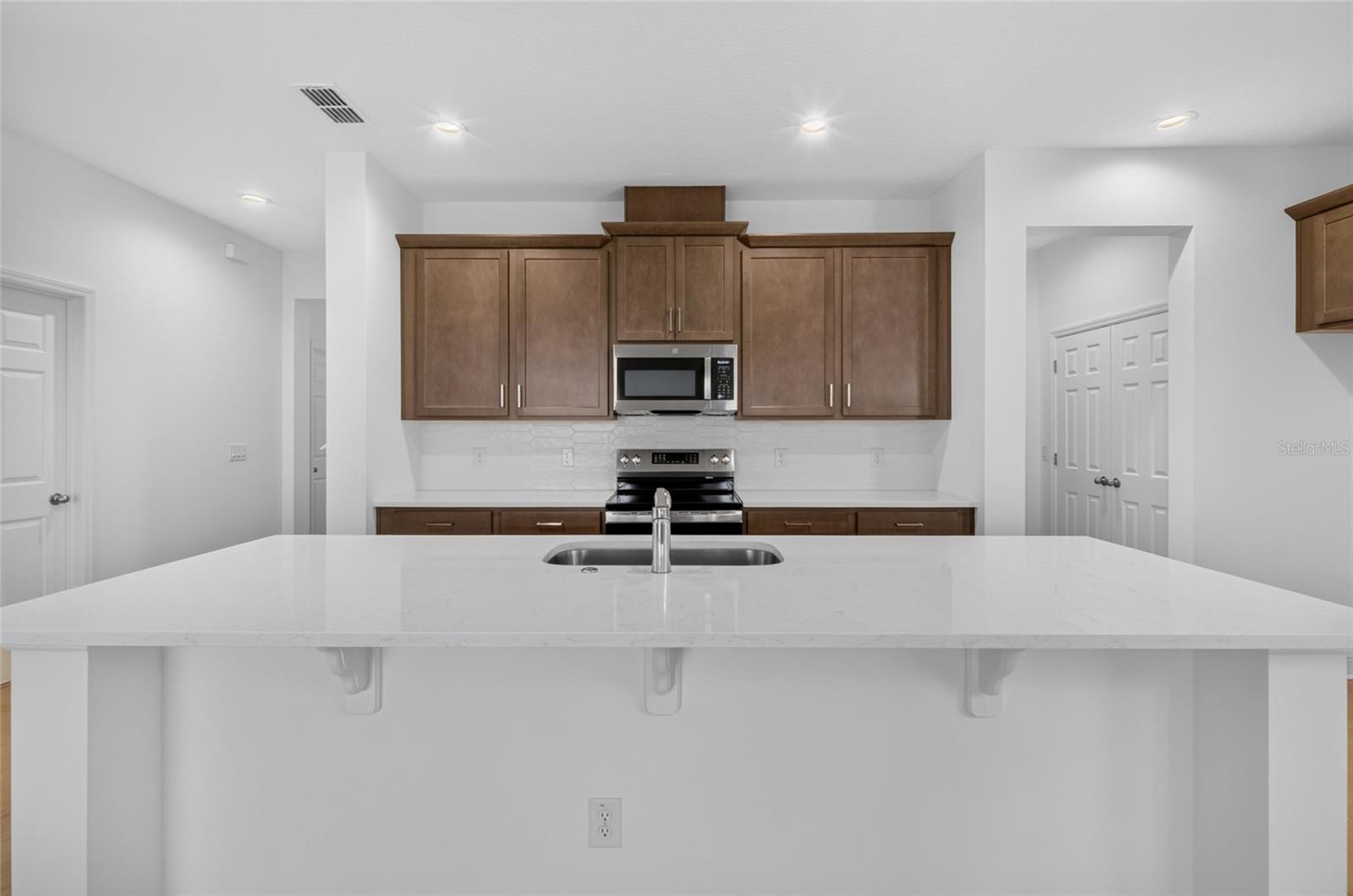 7501 Catania Loop Property Photo 10