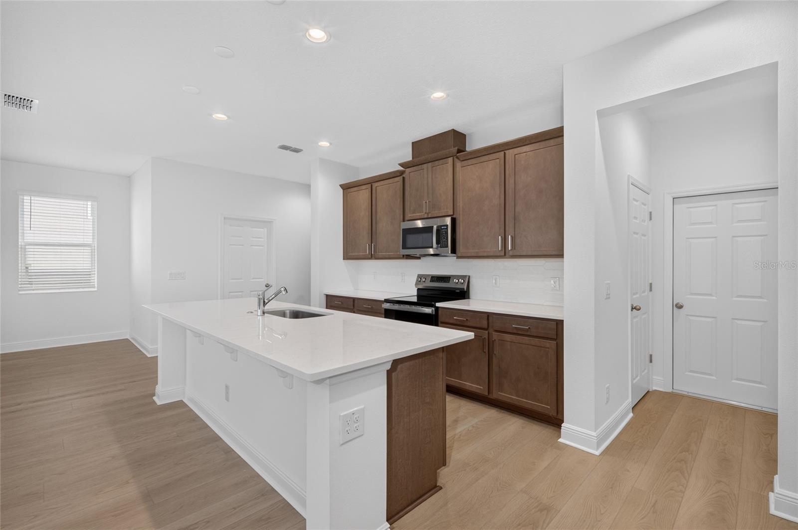 7501 Catania Loop Property Photo 11