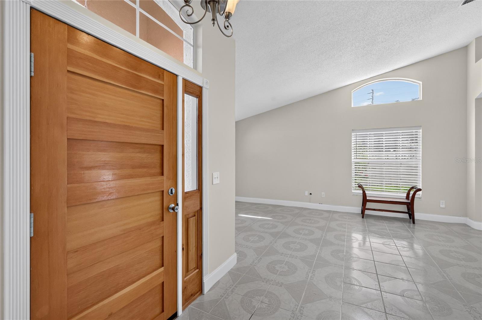 517 Peppermill Cir Property Photo 6