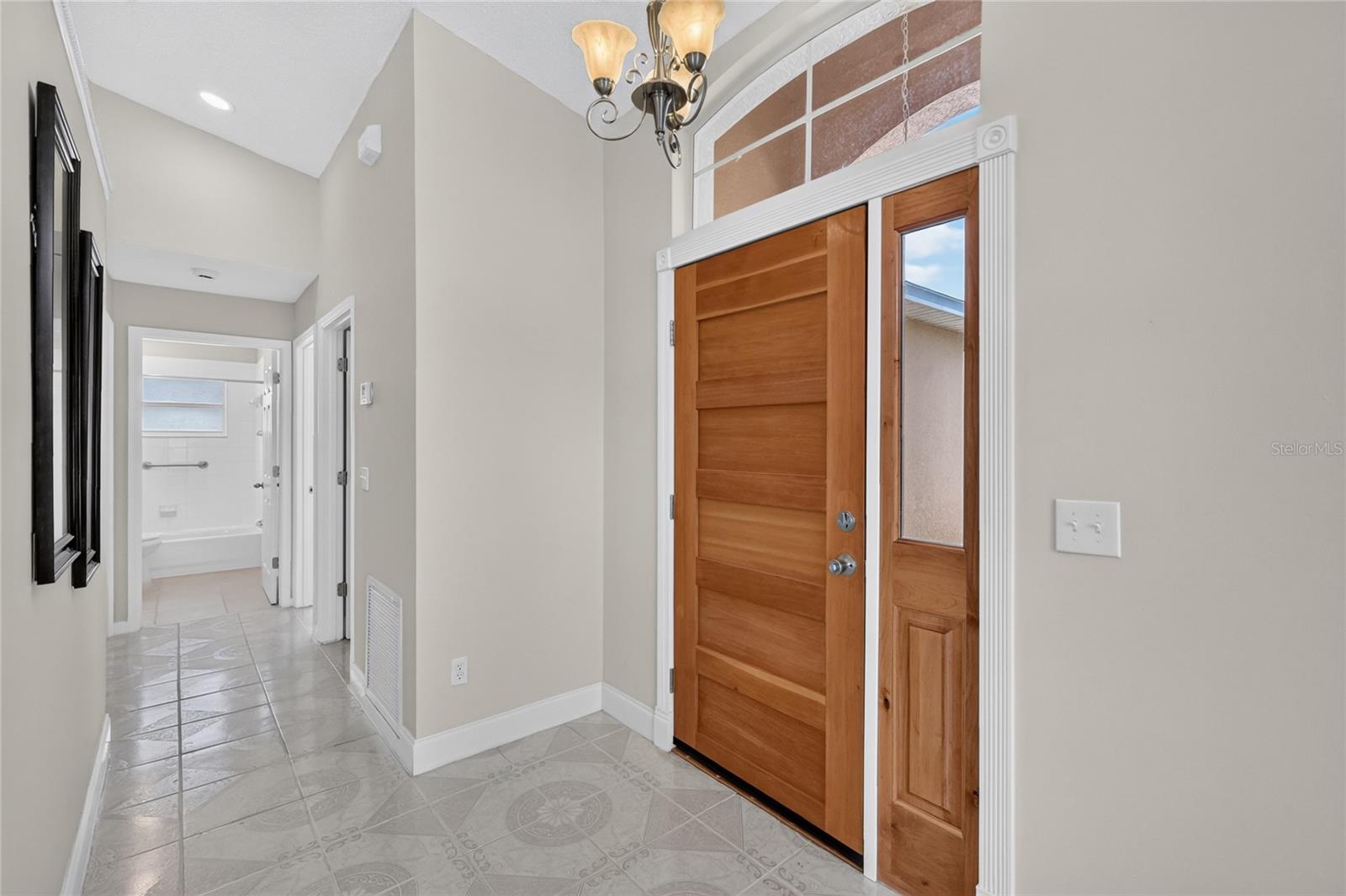 517 Peppermill Cir Property Photo 7