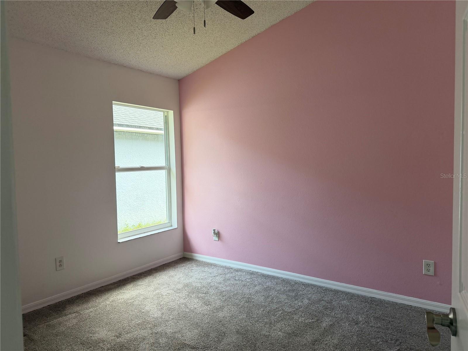 1079 Stoneham Dr Property Photo 7