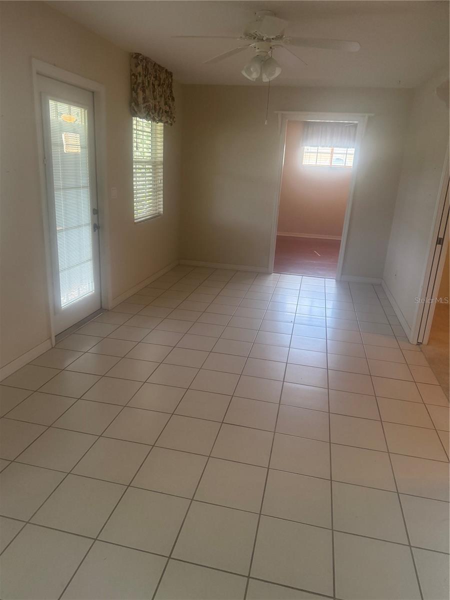 26616 Wimbledon St Property Photo 7
