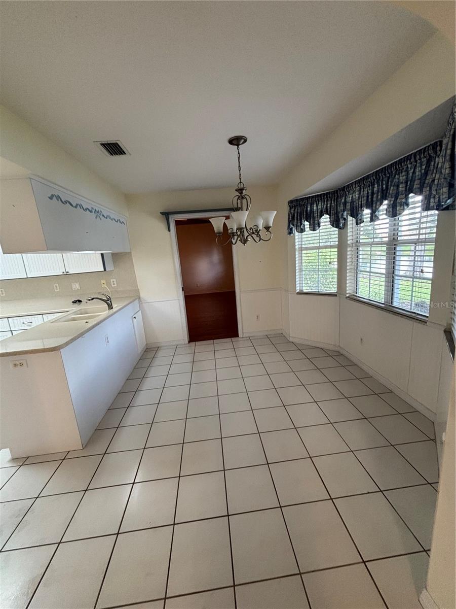 26616 Wimbledon St Property Photo 11