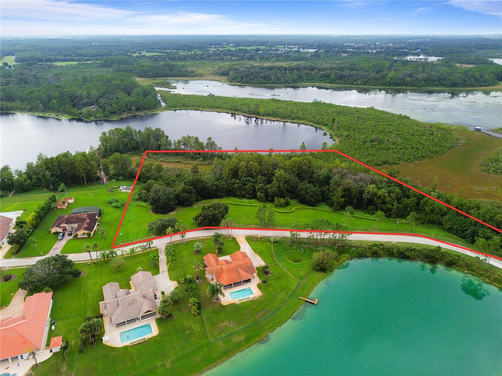 Bellerive Dr Property Photo 8