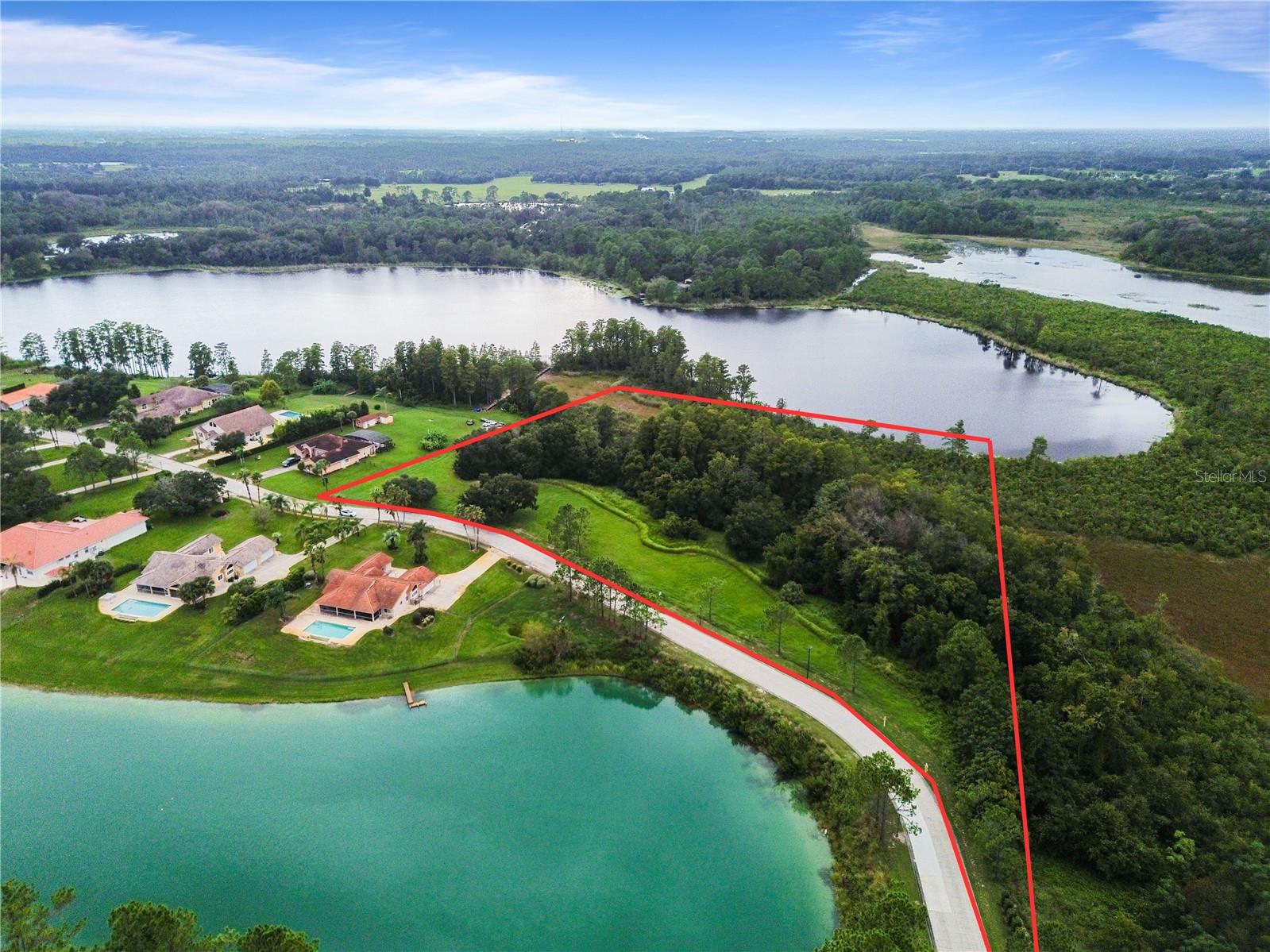 Bellerive Dr Property Photo 10