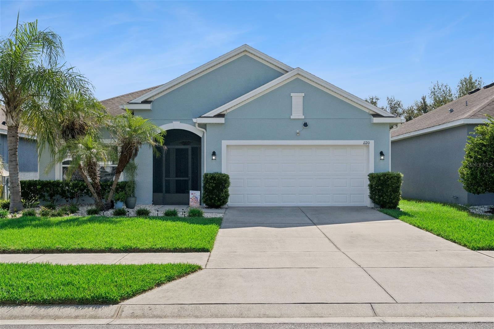 1120 WHITE WATER BAY DR