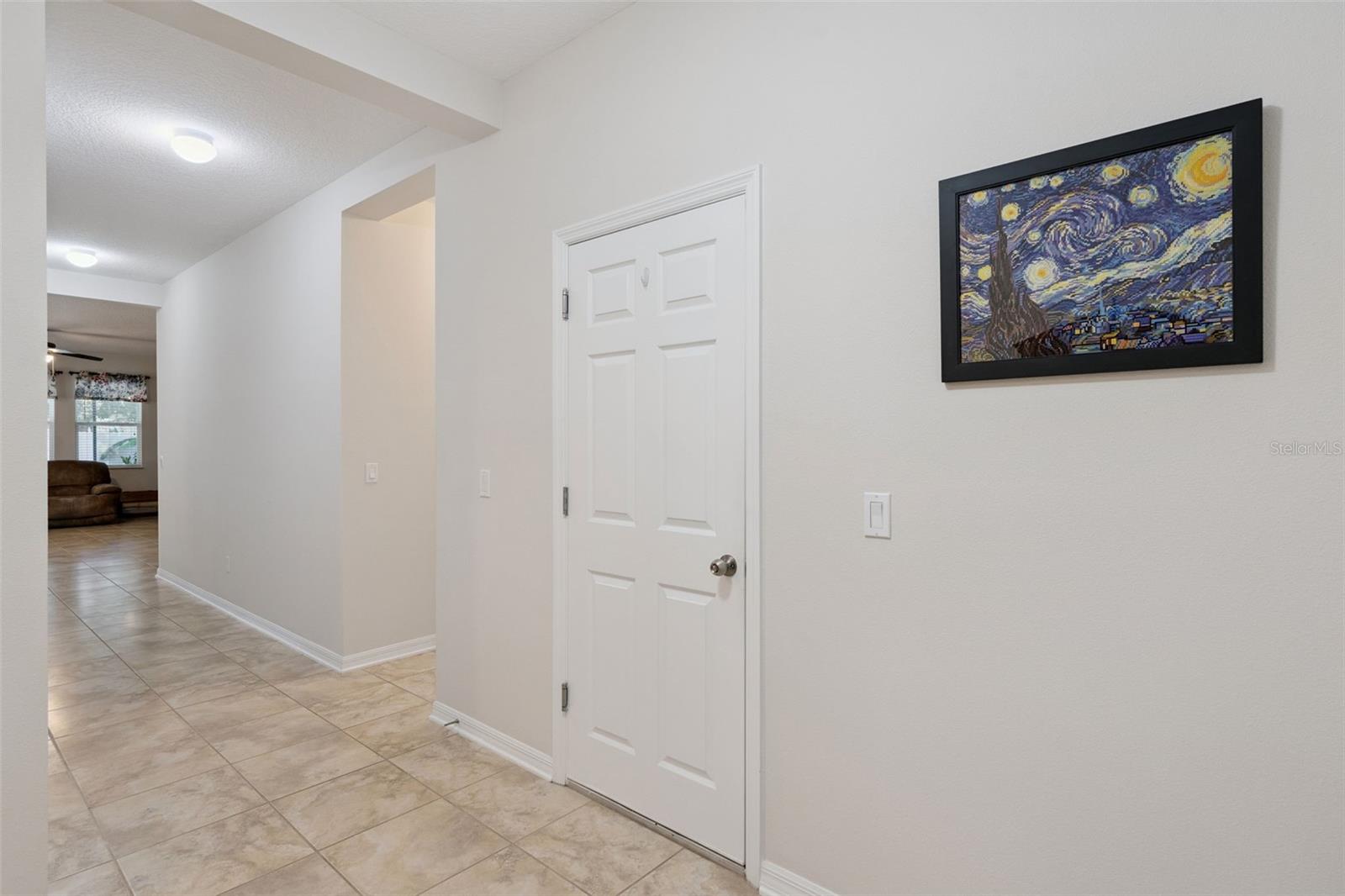 1120 White Water Bay Dr Property Photo 10
