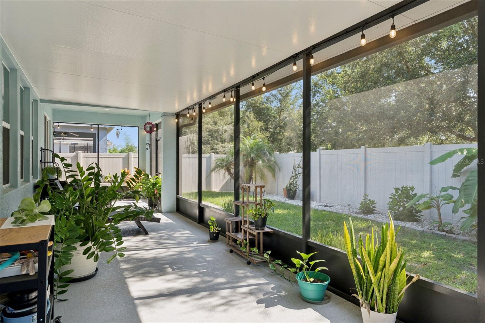 1120 White Water Bay Dr Property Photo 31