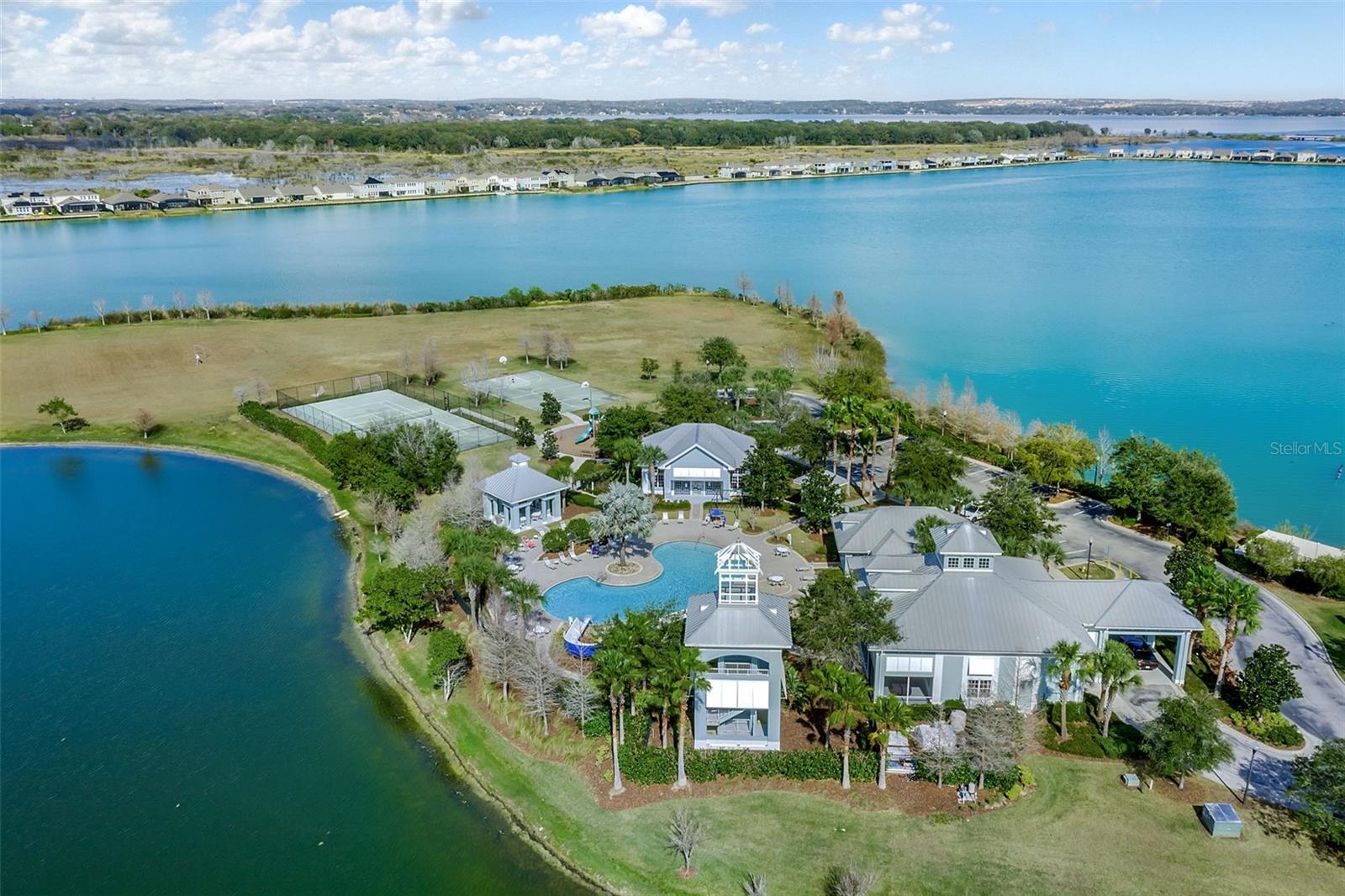 1120 White Water Bay Dr Property Photo 67