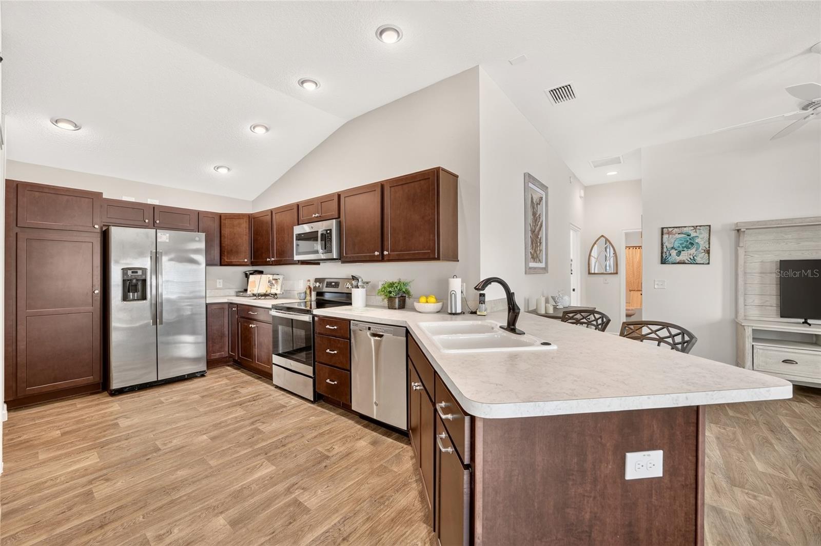 4986 Ellie Ln Property Photo 4