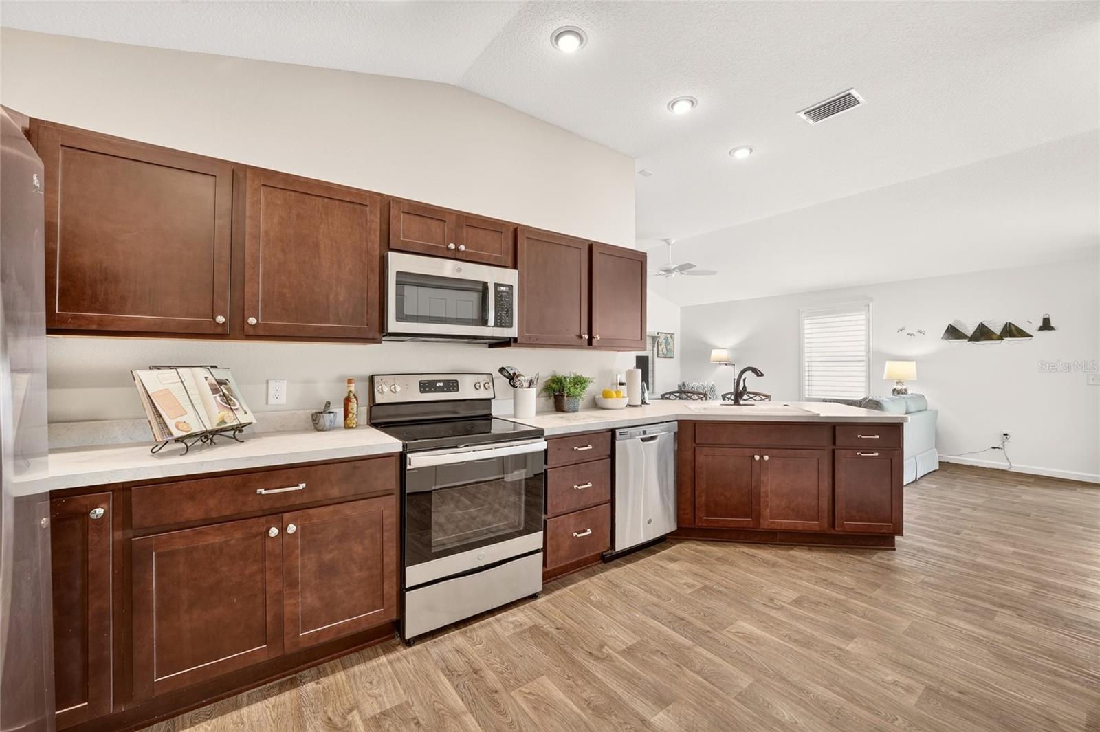4986 Ellie Ln Property Photo 10