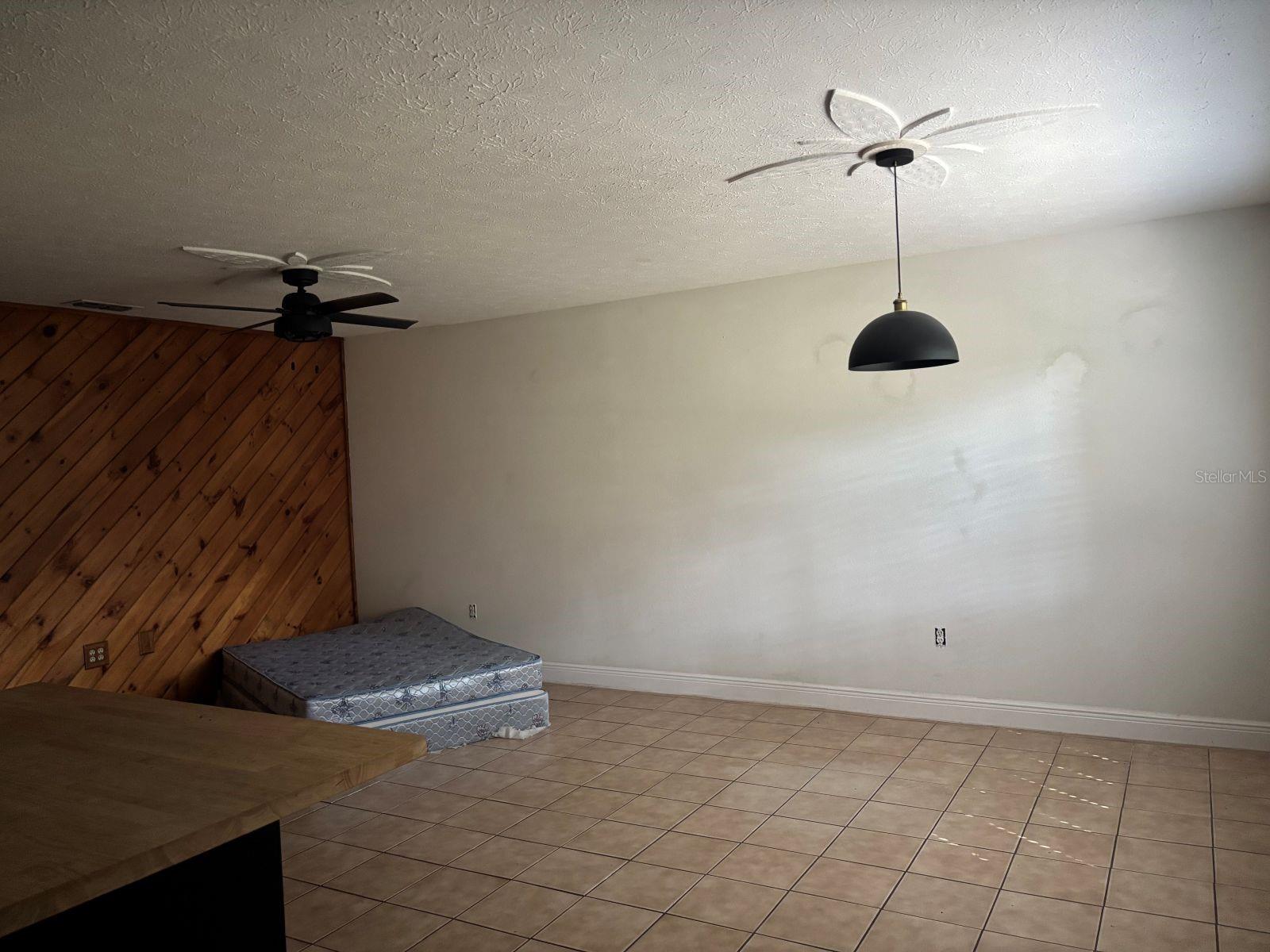 88 Cedar Rd Property Photo 2