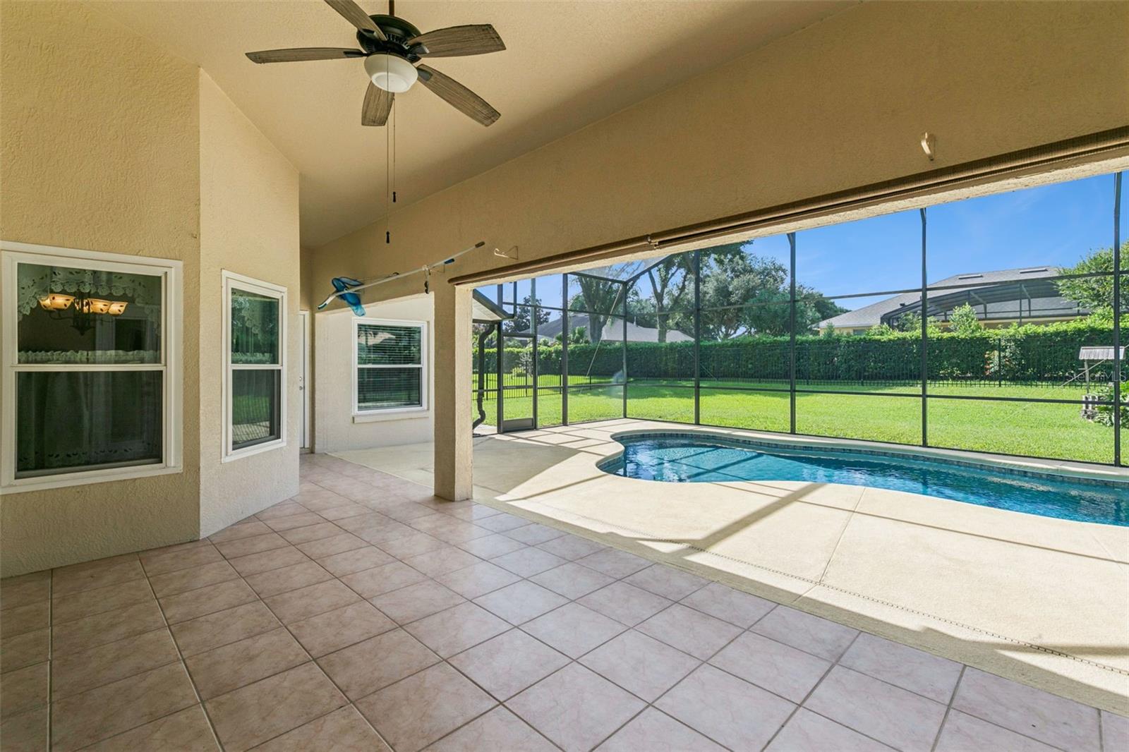 10520 Jardim De Largo St Property Photo 24