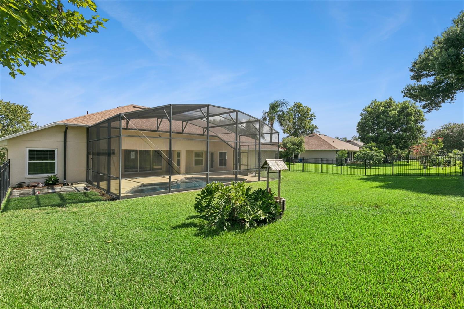 10520 Jardim De Largo St Property Photo 26