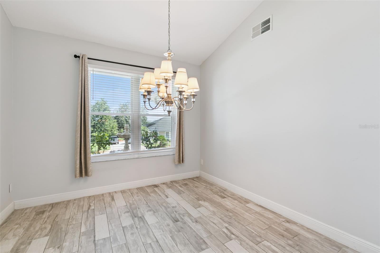 10520 Jardim De Largo St Property Photo 35