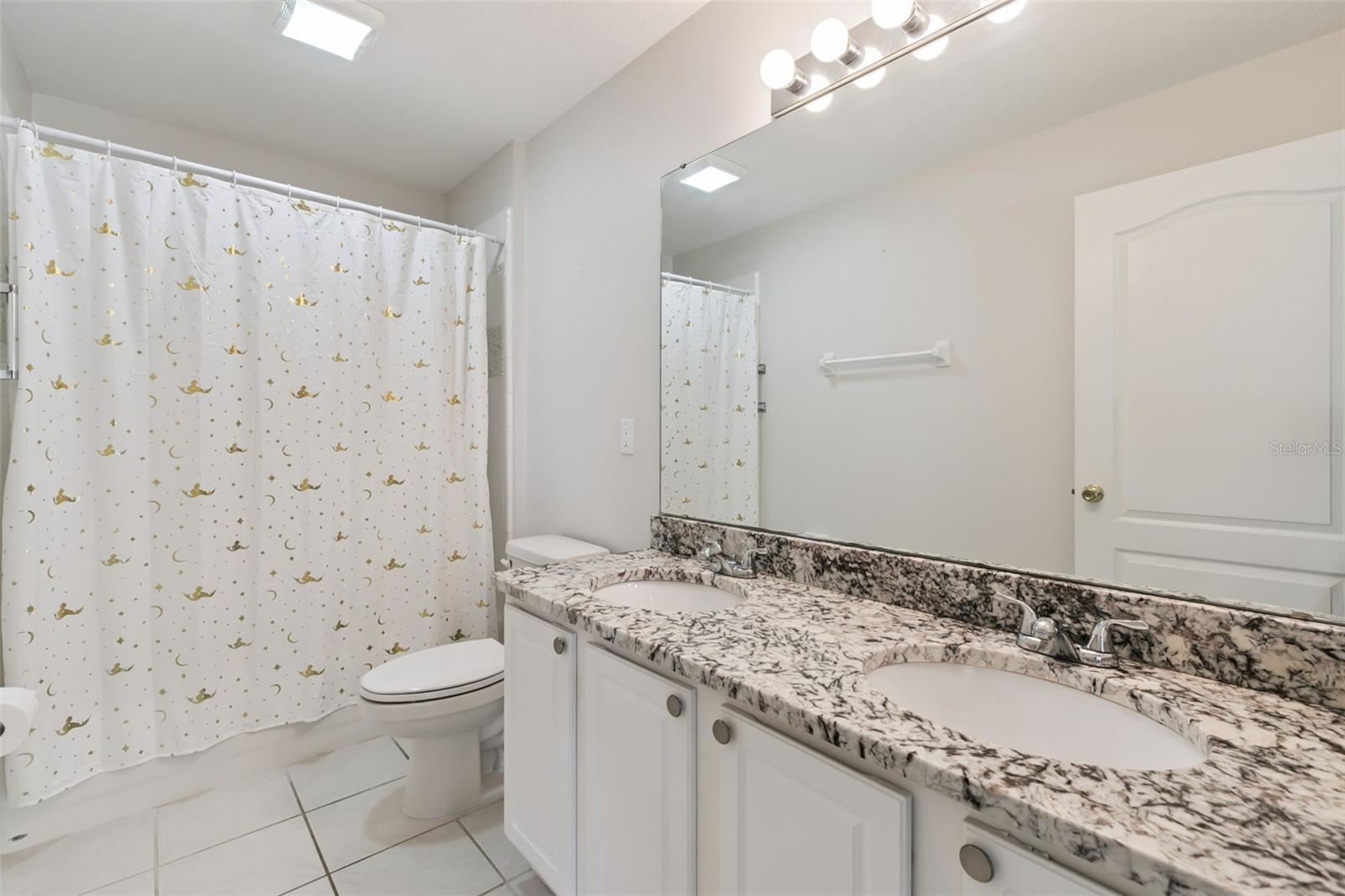 10520 Jardim De Largo St Property Photo 41