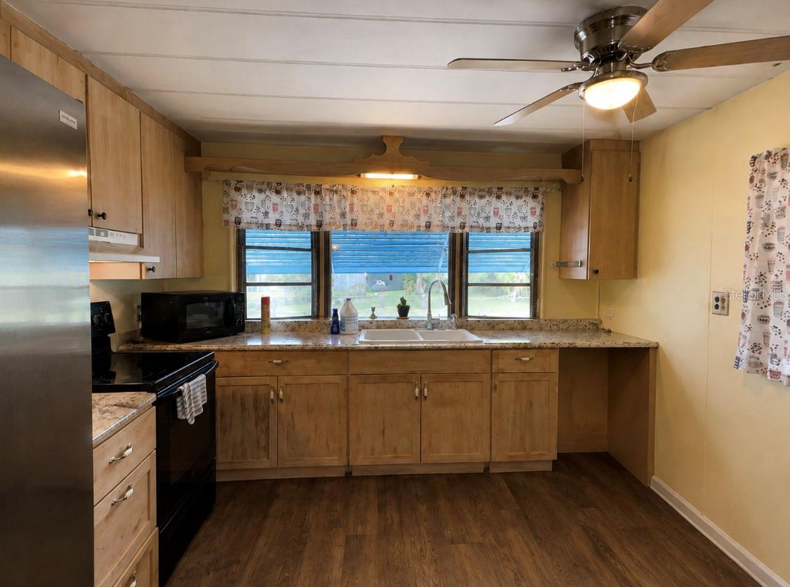 15423 Santa Fe Trl Property Photo 4