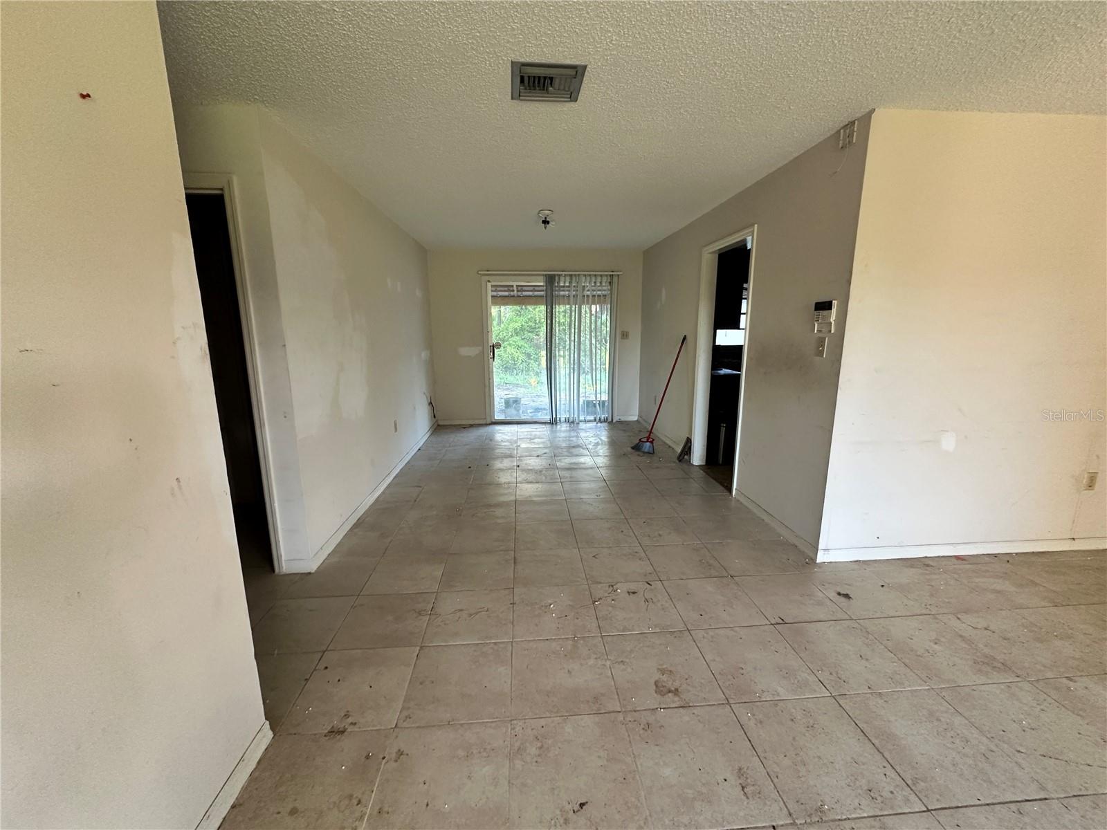 35011 Haines Creek Rd Property Photo 5