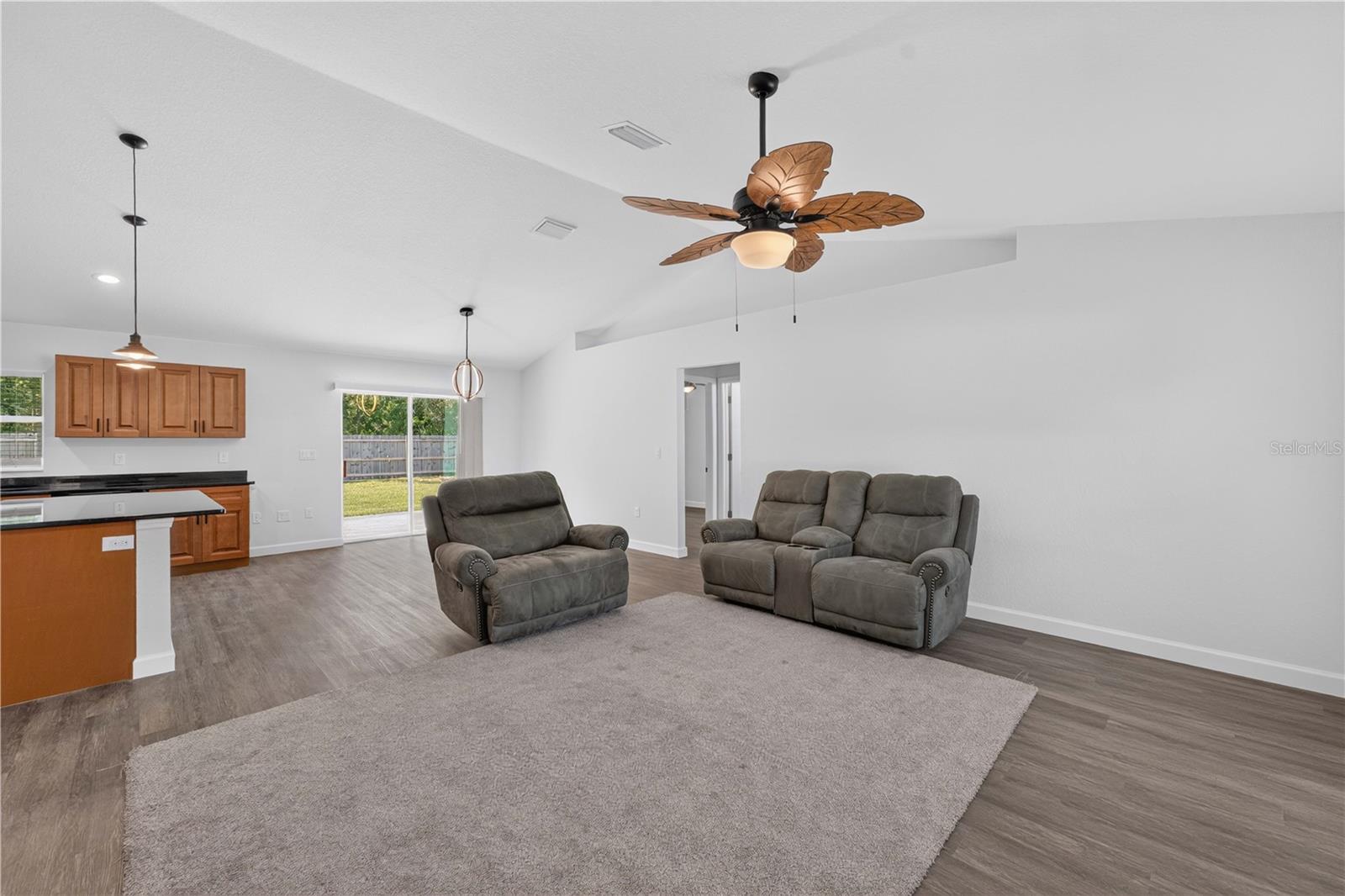 138 Fisher Run Property Photo 3