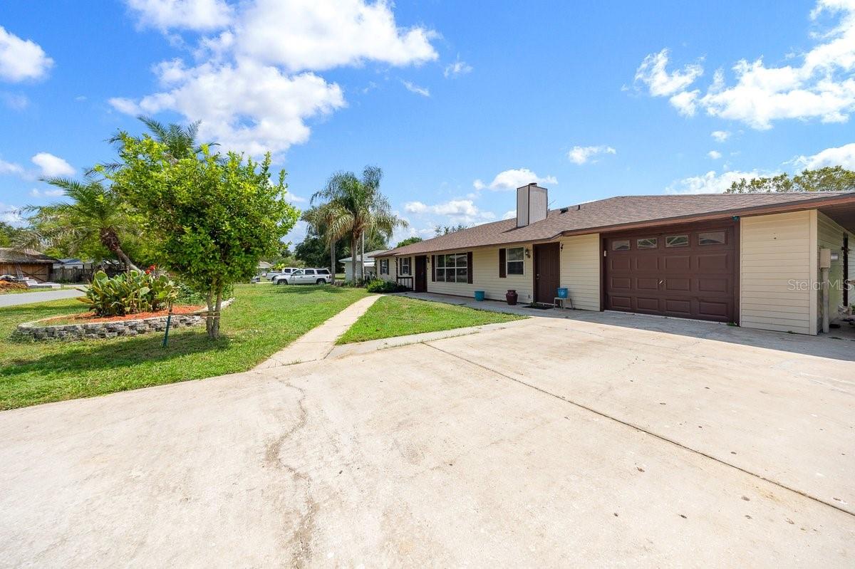 11318 Circle Way Property Photo 5