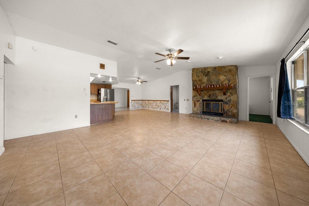 11318 Circle Way Property Photo 7