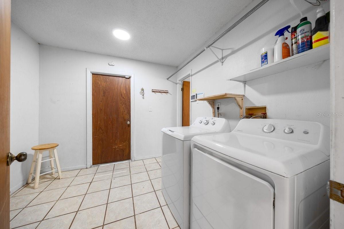 11318 Circle Way Property Photo 32