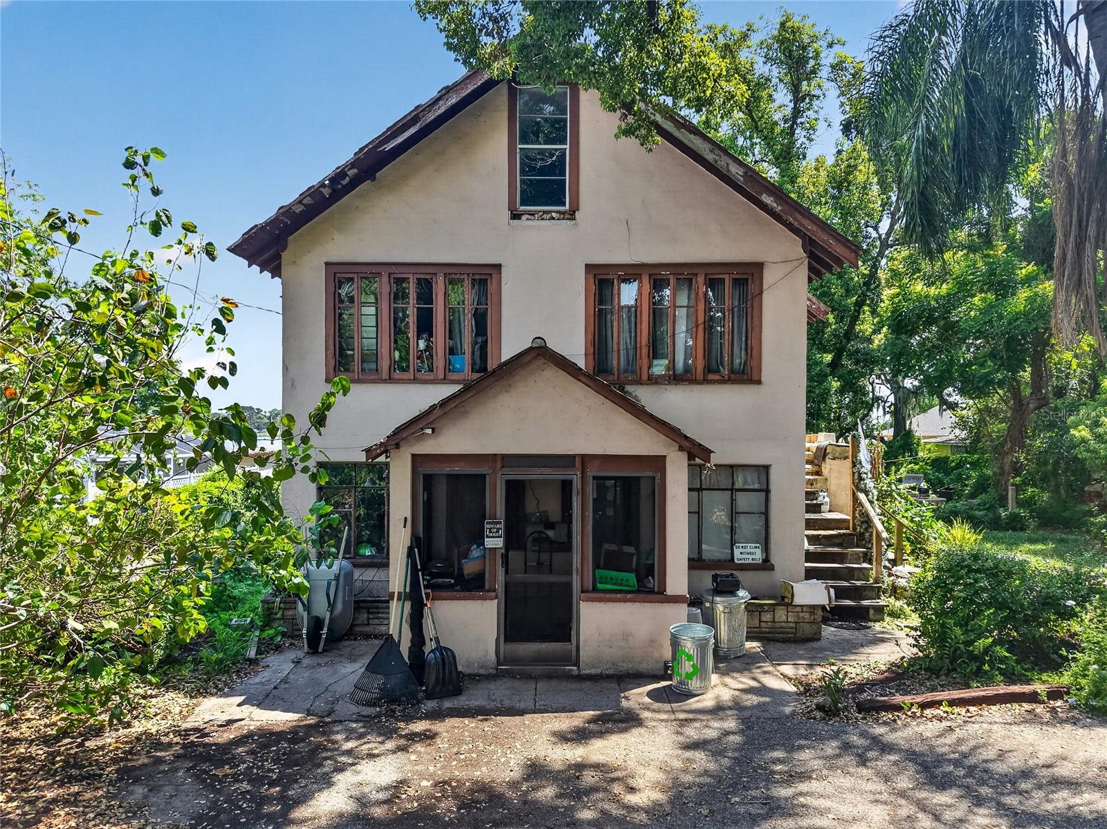 16018 Dora Ave Property Photo 1