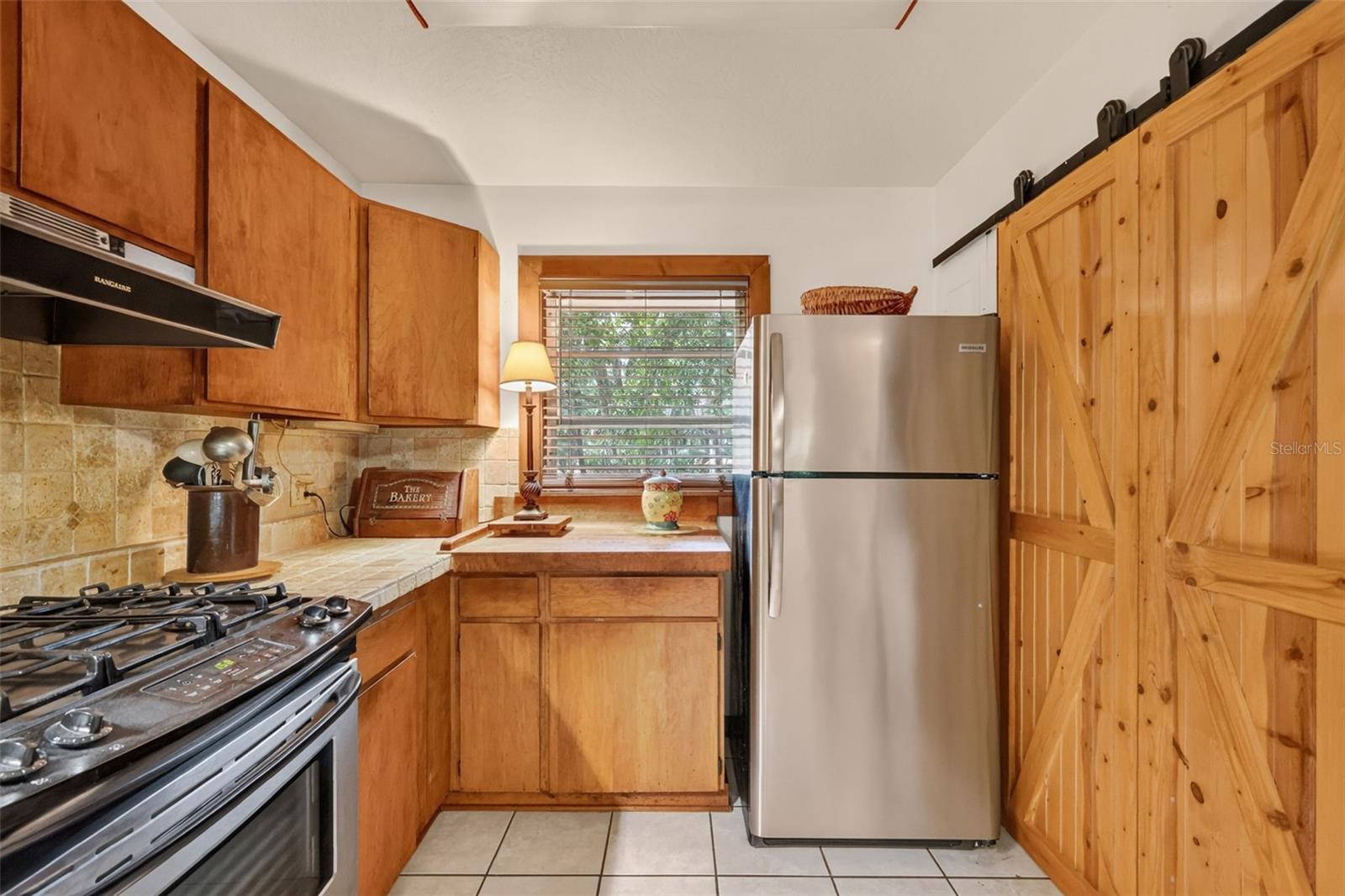 24939 Old Deer Rd Property Photo 12