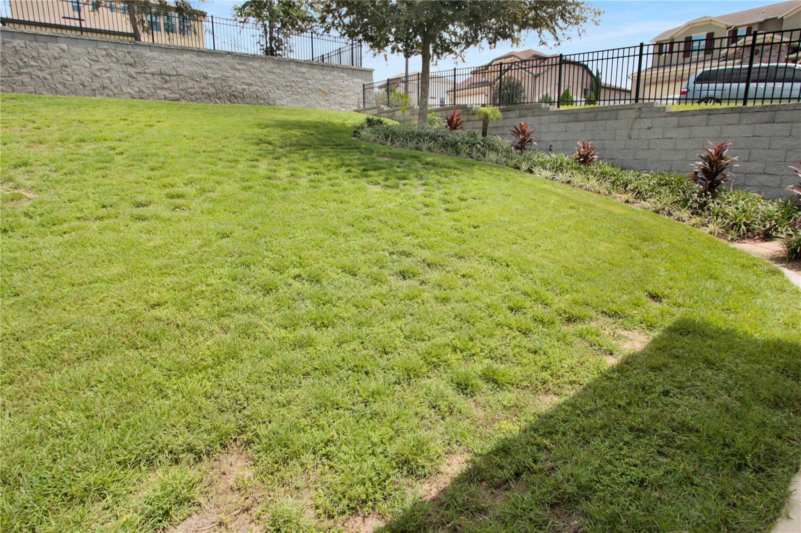 987 Wax Myrtle Ave Property Photo 32