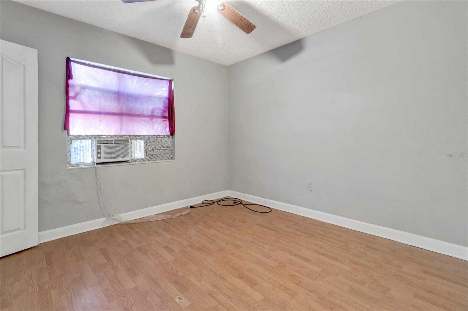 809 Donnelly St Property Photo 14