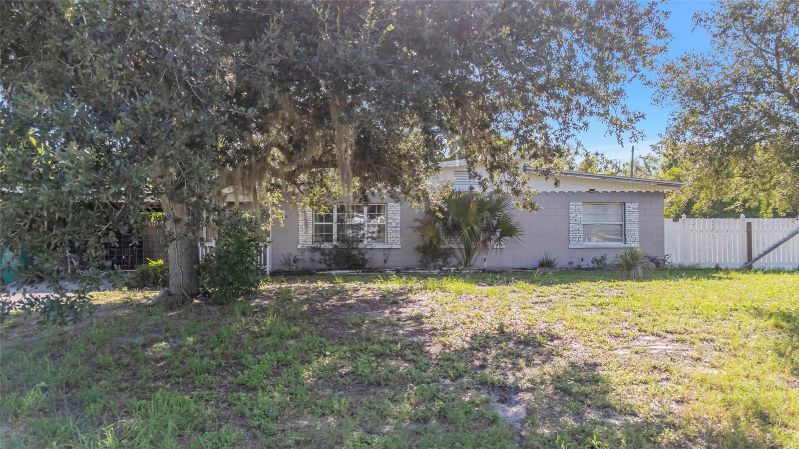 809 Donnelly St Property Photo 28