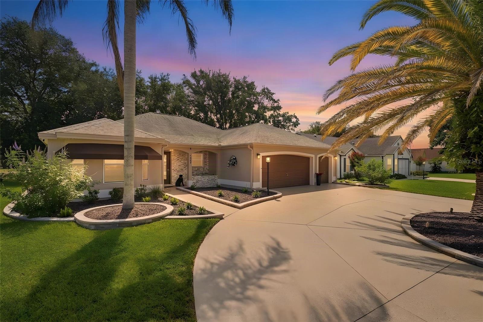 1209 Barcelona Dr Property Photo 2