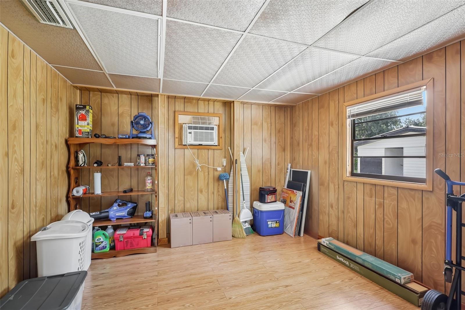 209 Jasper St Property Photo 32