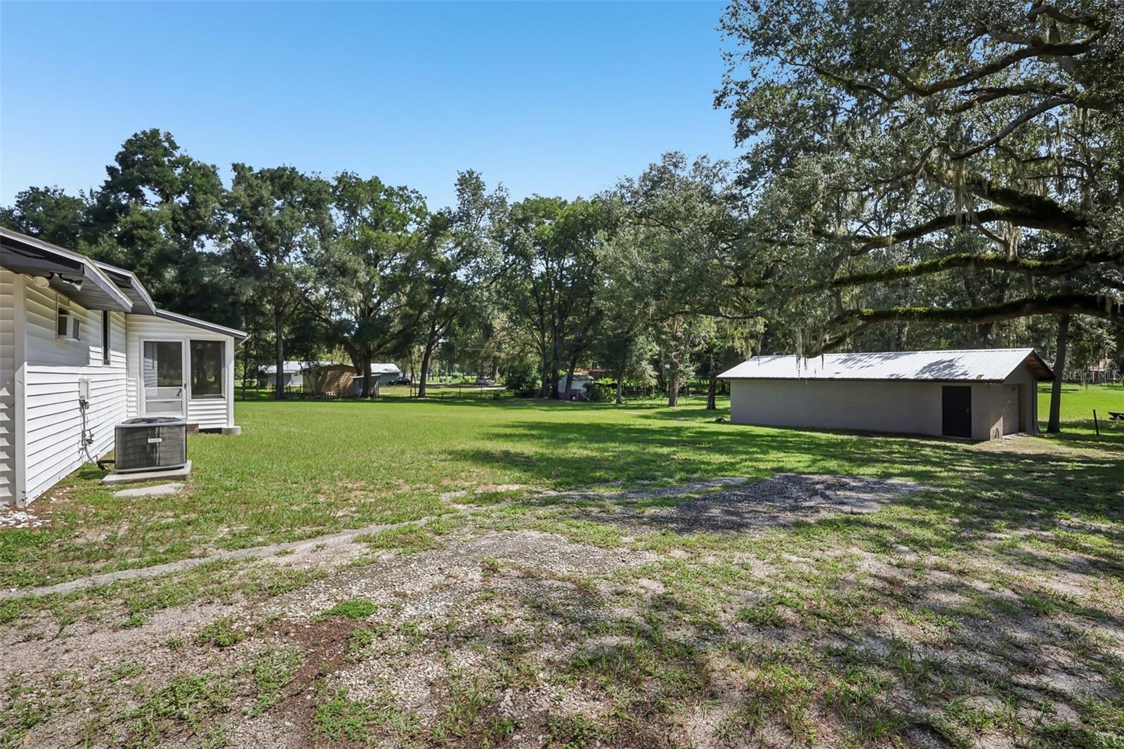 209 Jasper St Property Photo 39