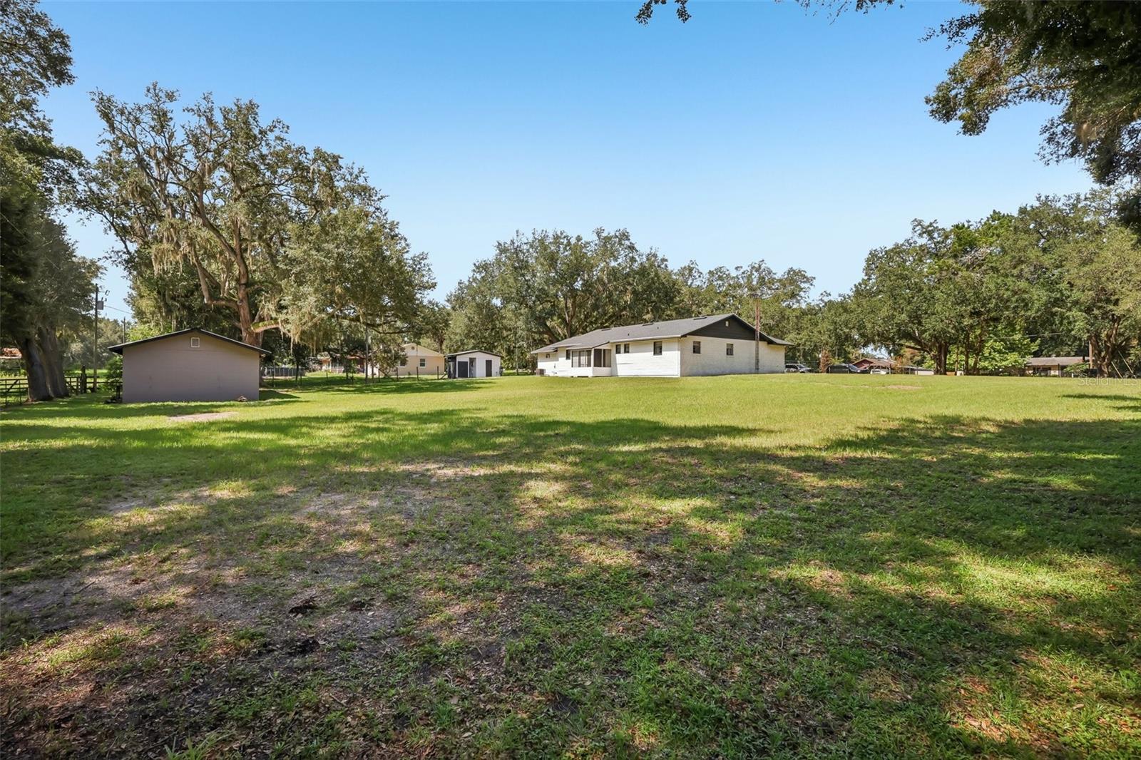 209 Jasper St Property Photo 45