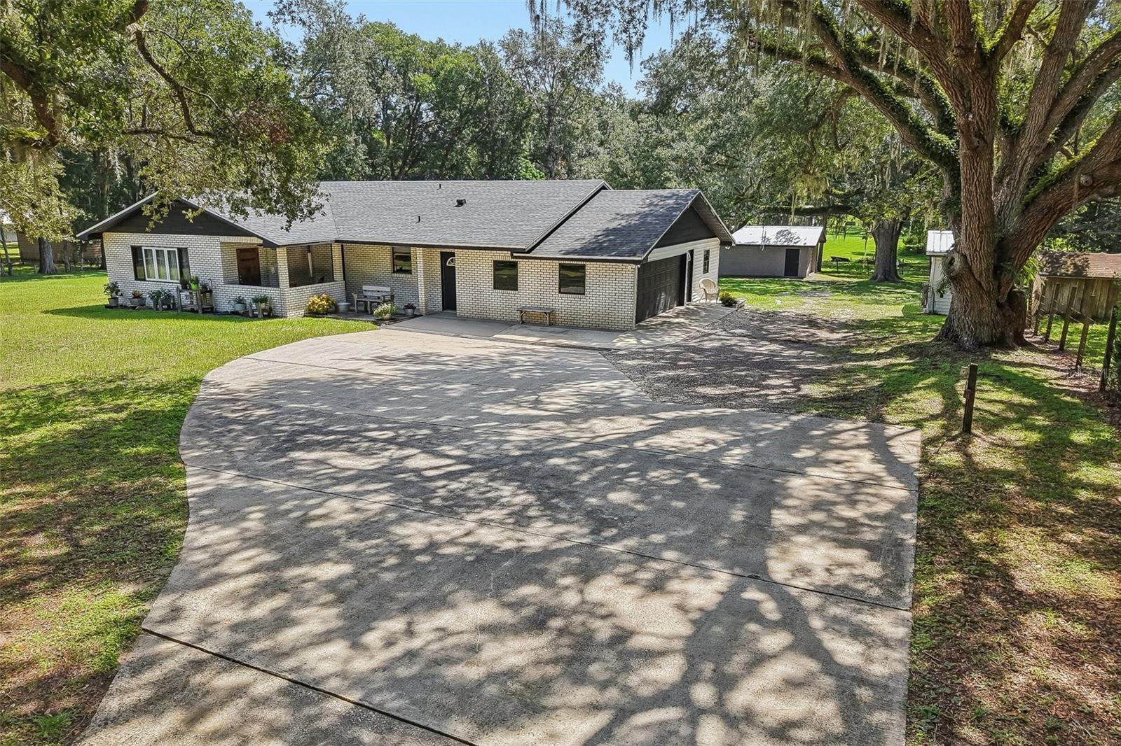 209 Jasper St Property Photo 48