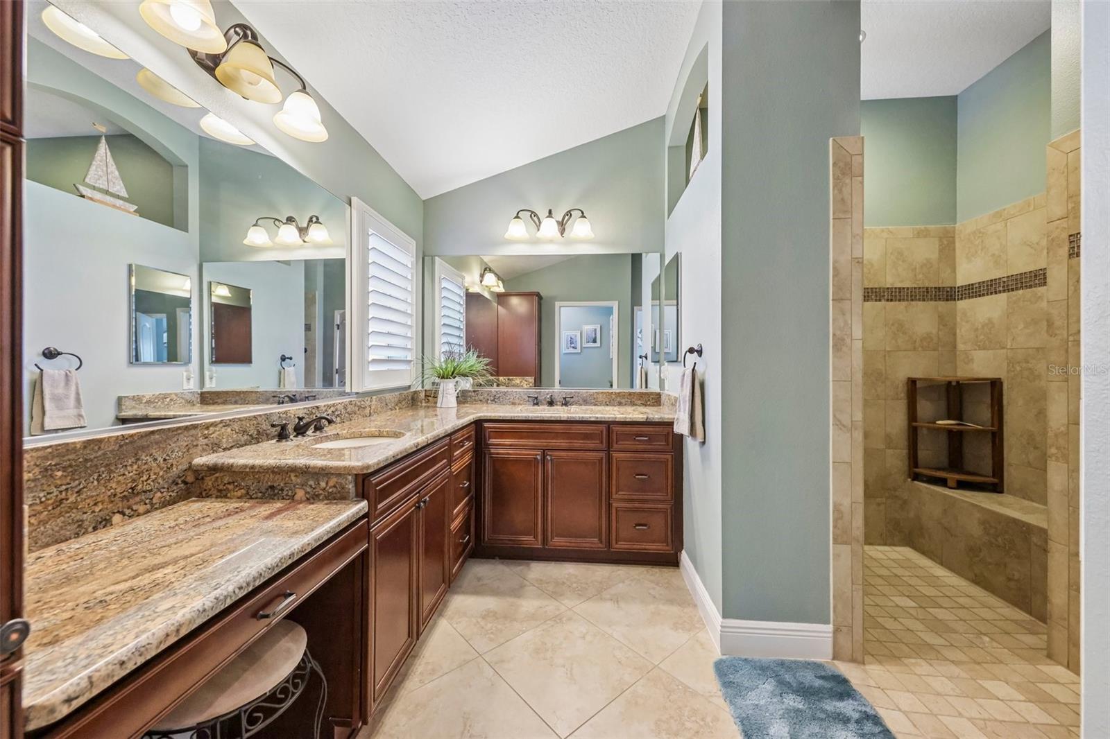 1309 Allaire Loop Property Photo 26