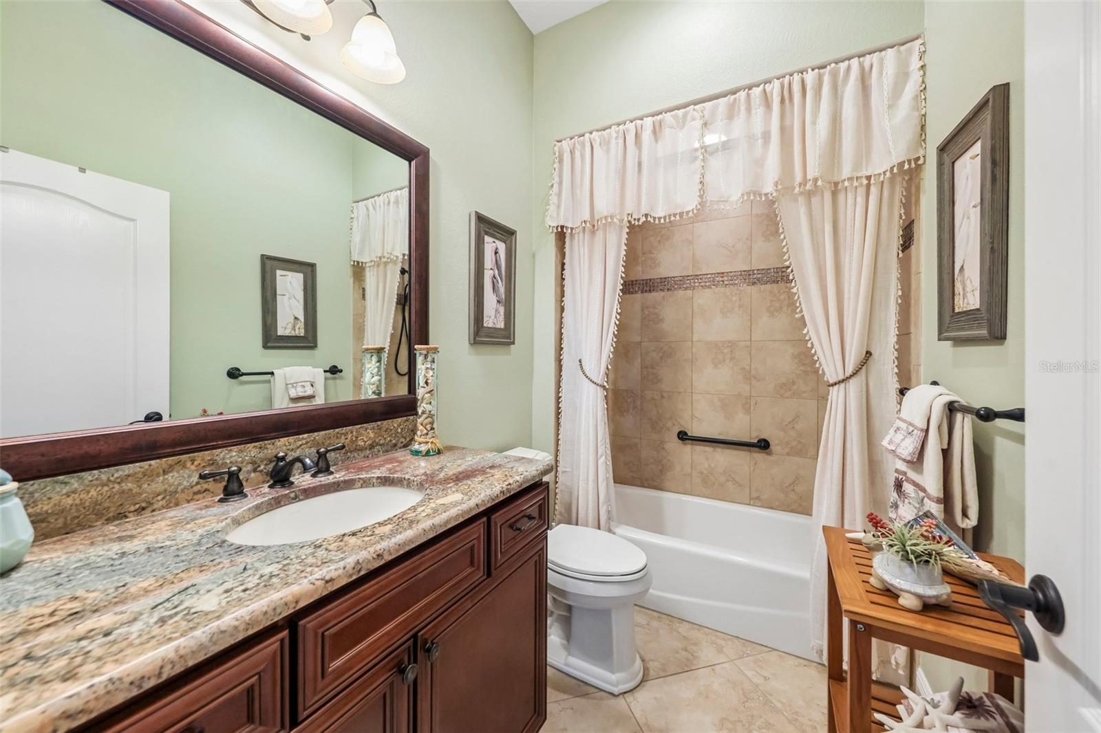 1309 Allaire Loop Property Photo 34