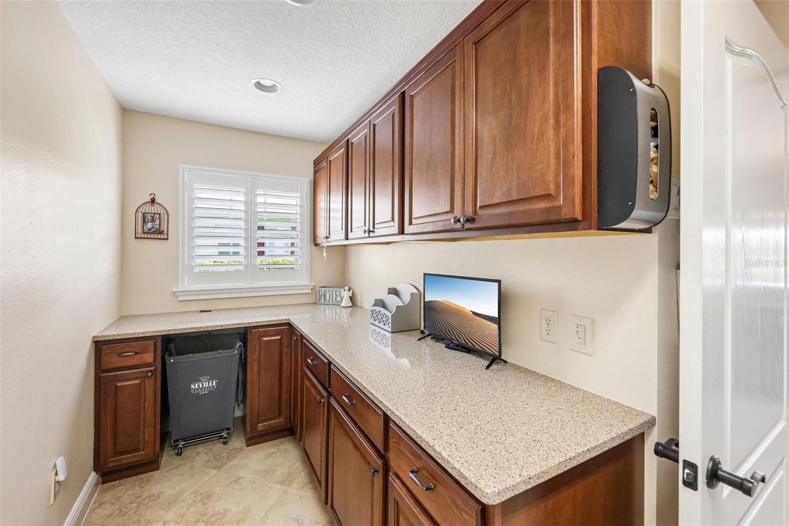 1309 Allaire Loop Property Photo 36