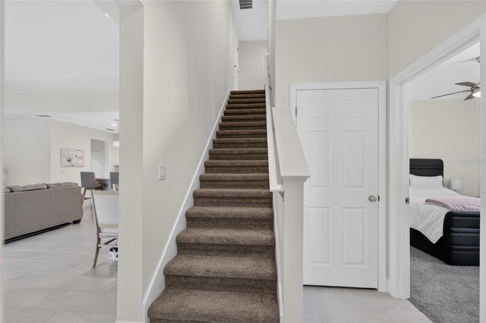 4937 Golden Zenith Way Property Photo 29