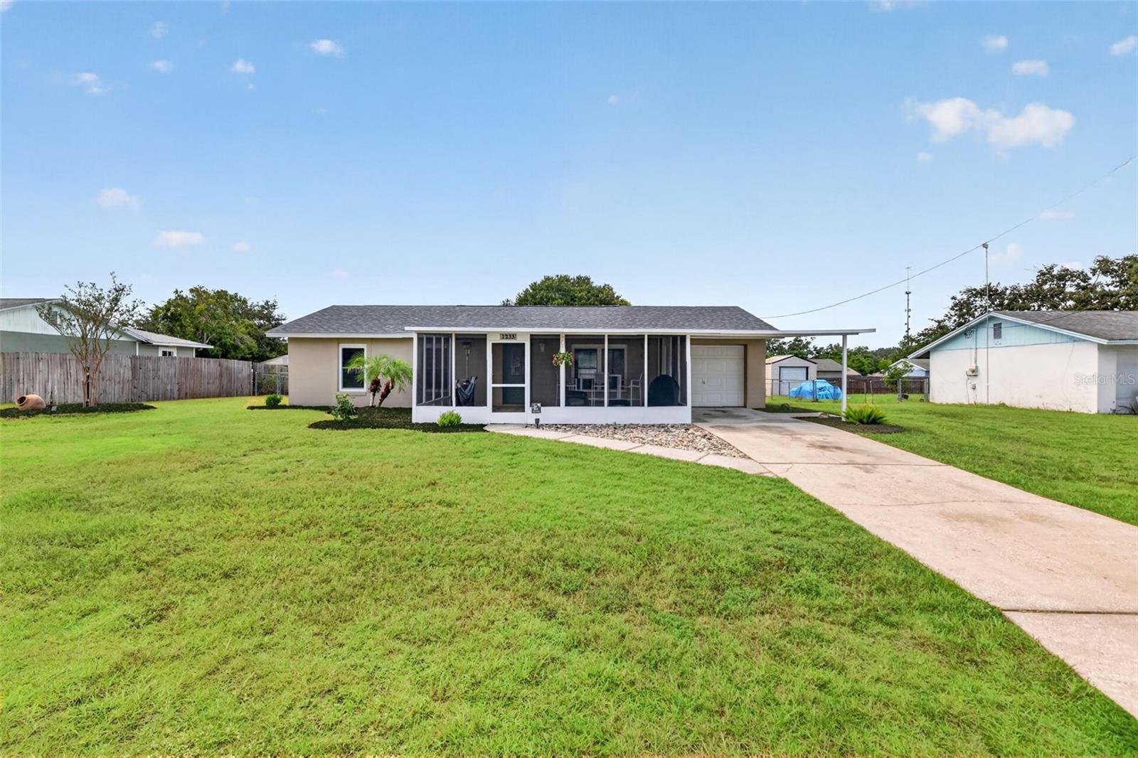 1233 PADGETT CIR Property Photo 1