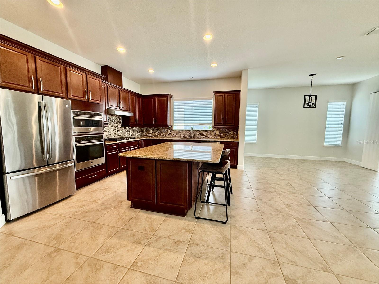 243 Silver Maple Rd Property Photo 9