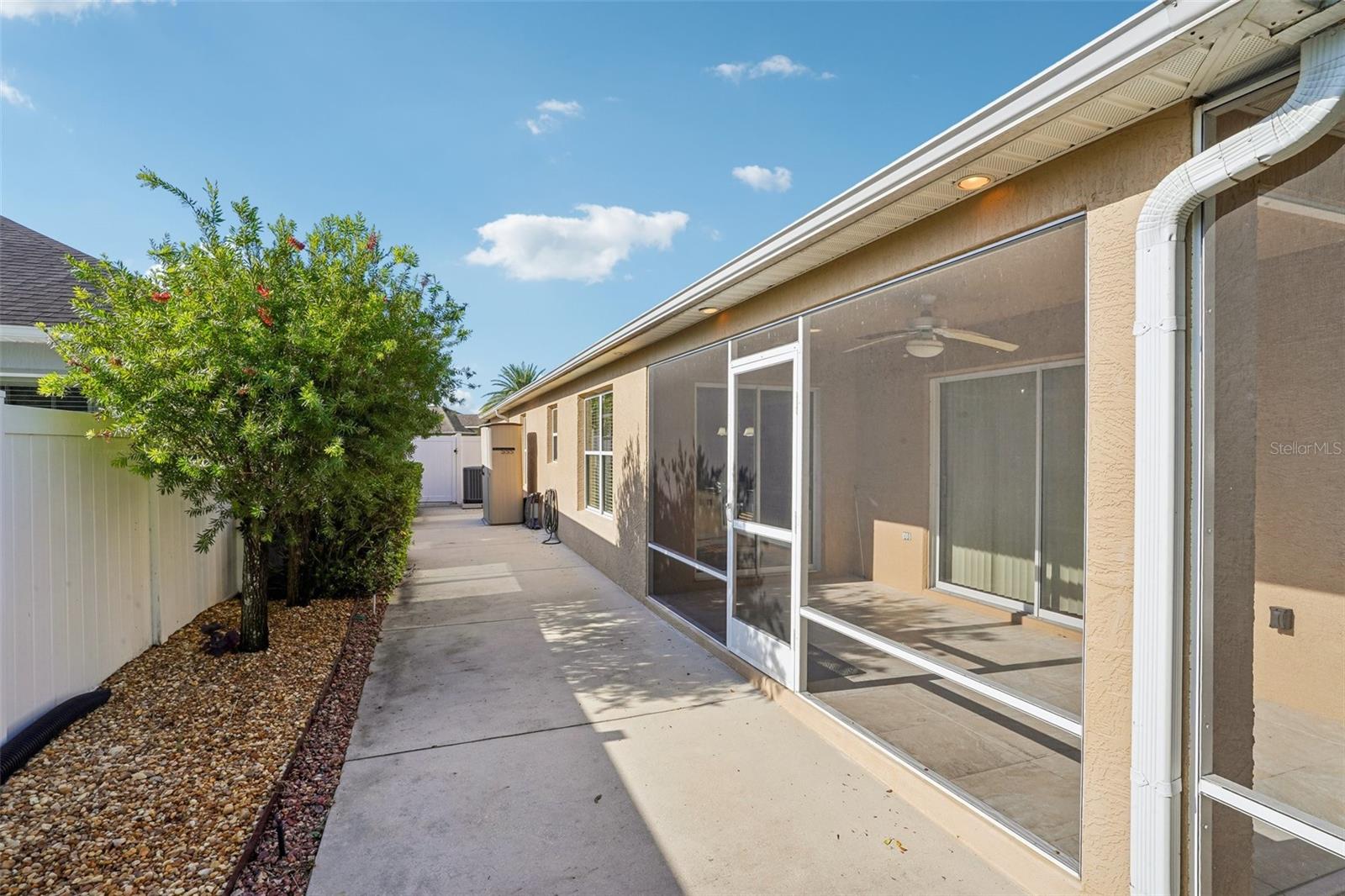 583 Arteaga Way Property Photo 43