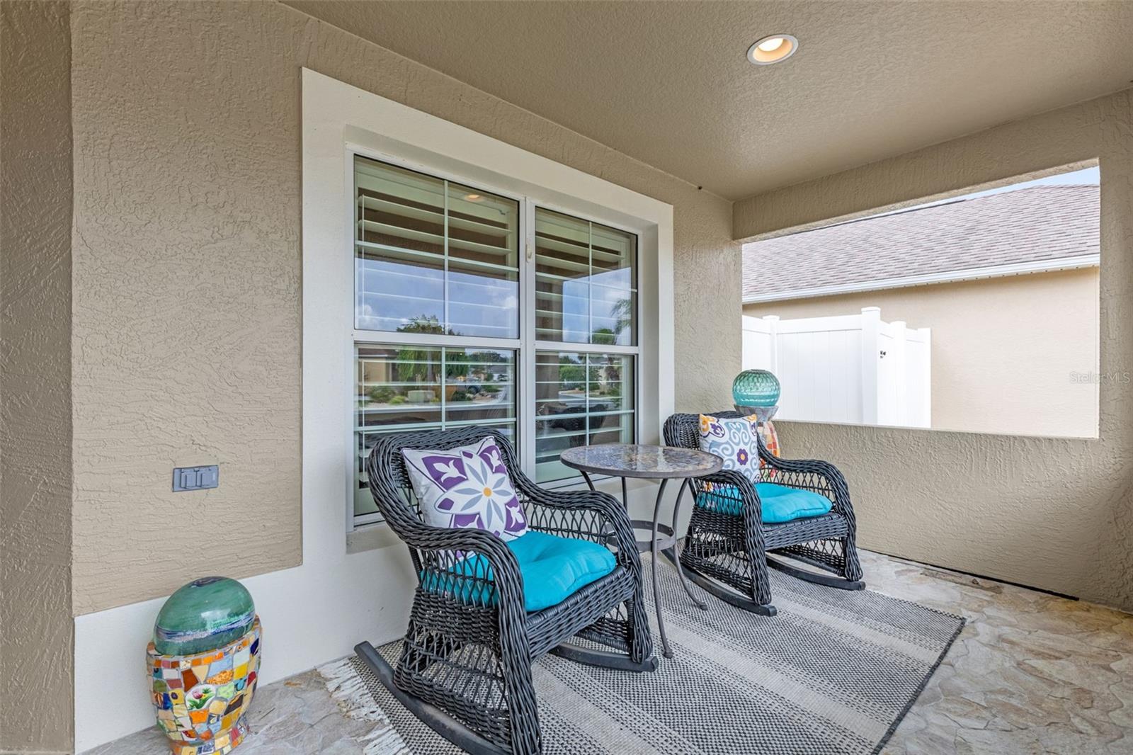 694 Avecilla Dr Property Photo 35