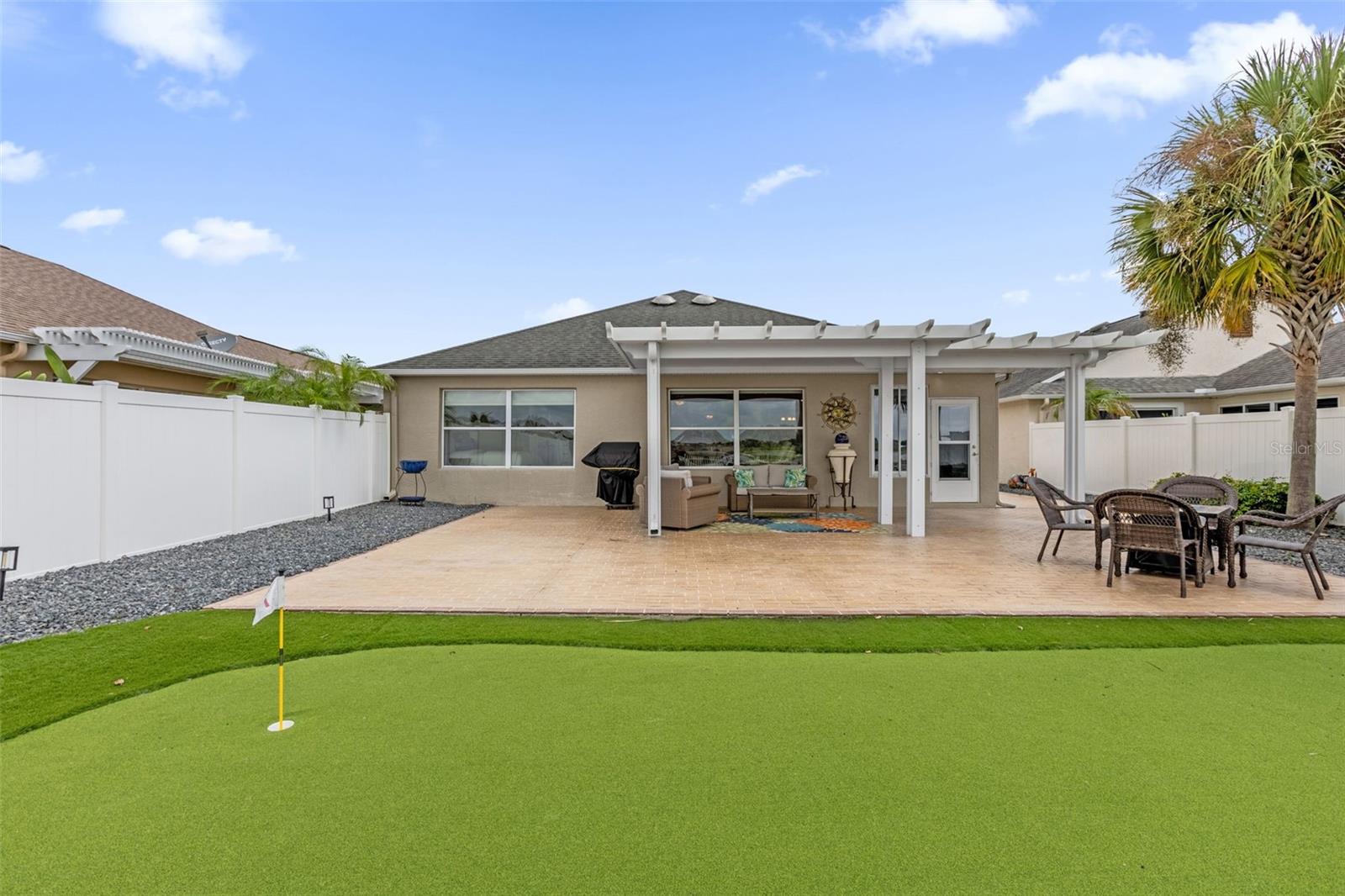 694 Avecilla Dr Property Photo 44