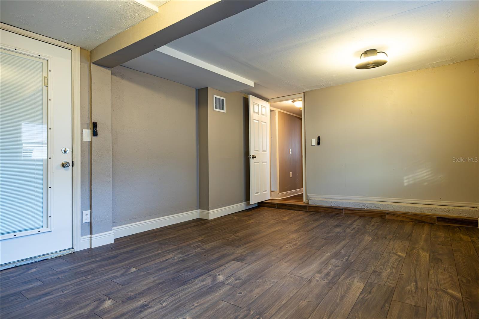 2026 Sunset Ln Property Photo 34